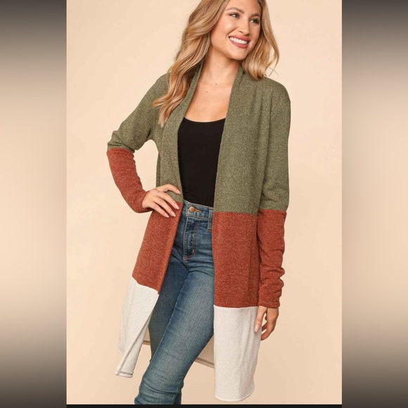 Haptics Sweaters - Haptics Two Tone Color Block Midi Open Cardigan, Small